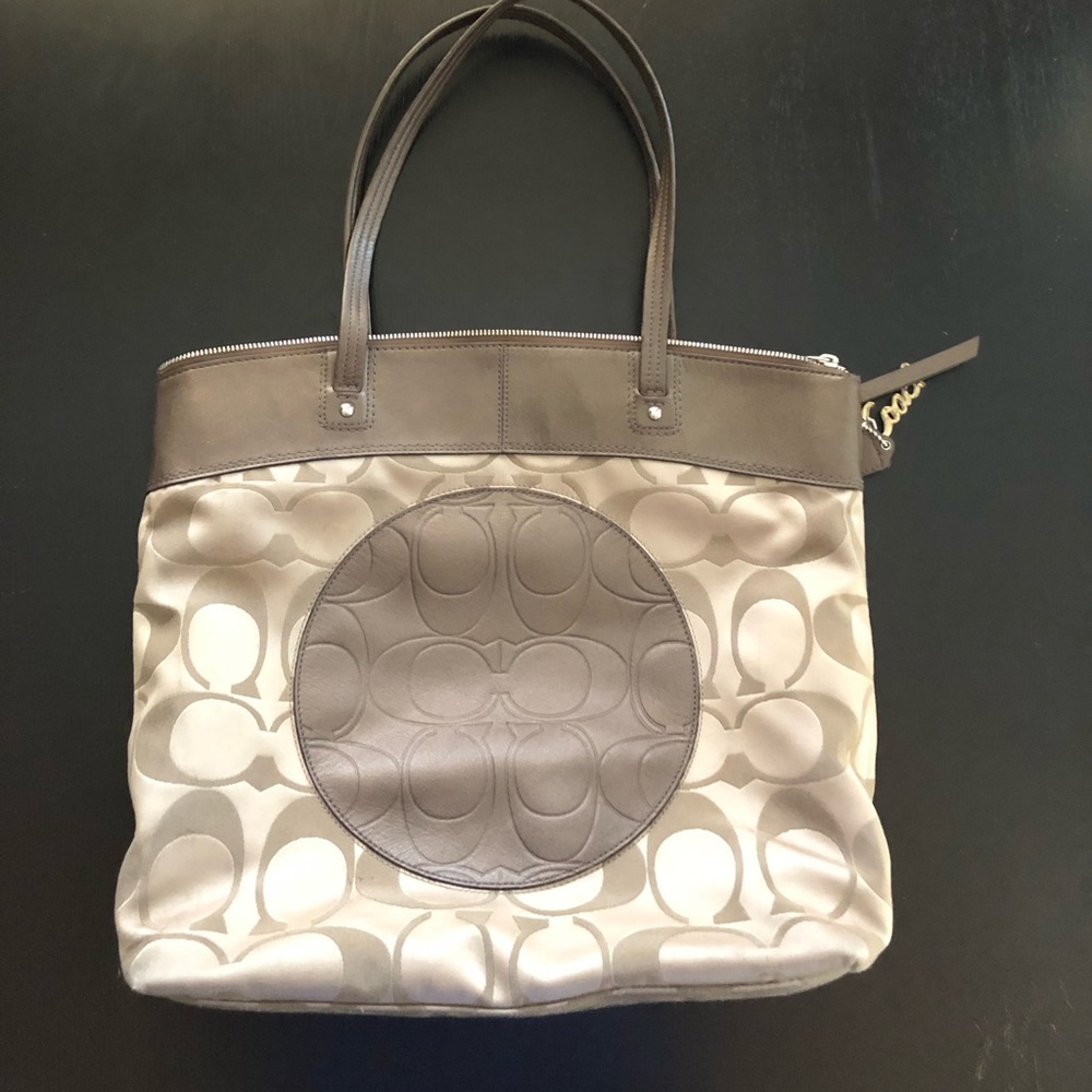 [nearly new] Authentic Coach purse/mini tote